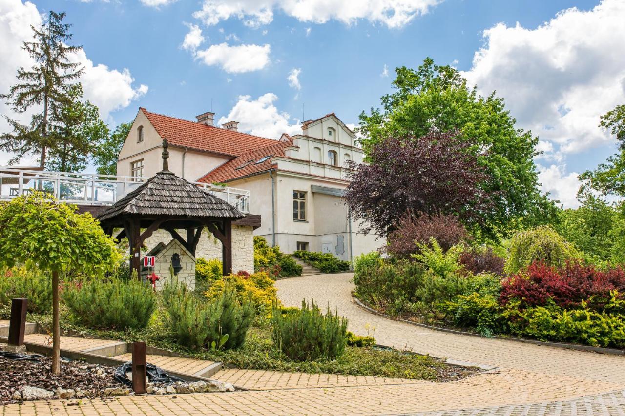 Berberys Park Hotel Kazimierz Dolny Exterior photo